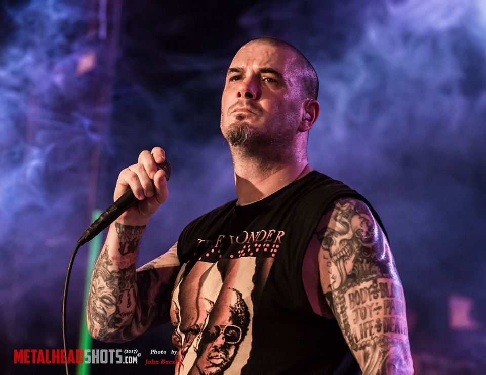 El material más oscuro en la carrera de PHIL ANSELMO, podría nunca ver la luz