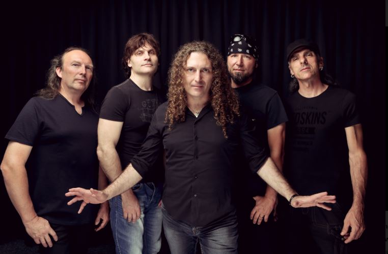 TURILLI / LIONE RHAPSODY firma con Nuclear Blast y King Records TURILLI / LIONE RHAPSODY firma con Nuclear Blast y King Records