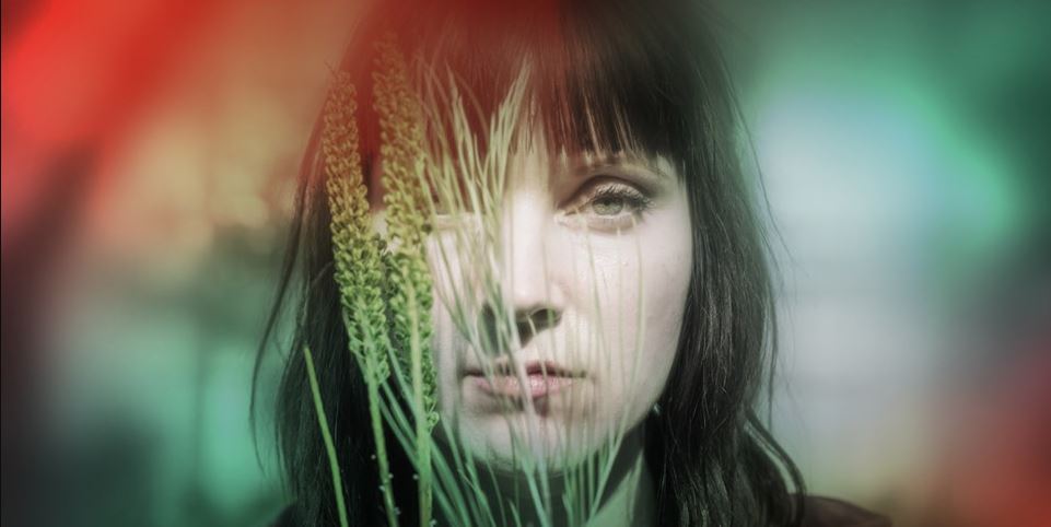 LINDY-FAY HELLA – Seafarer (ALBUM REVIEW)