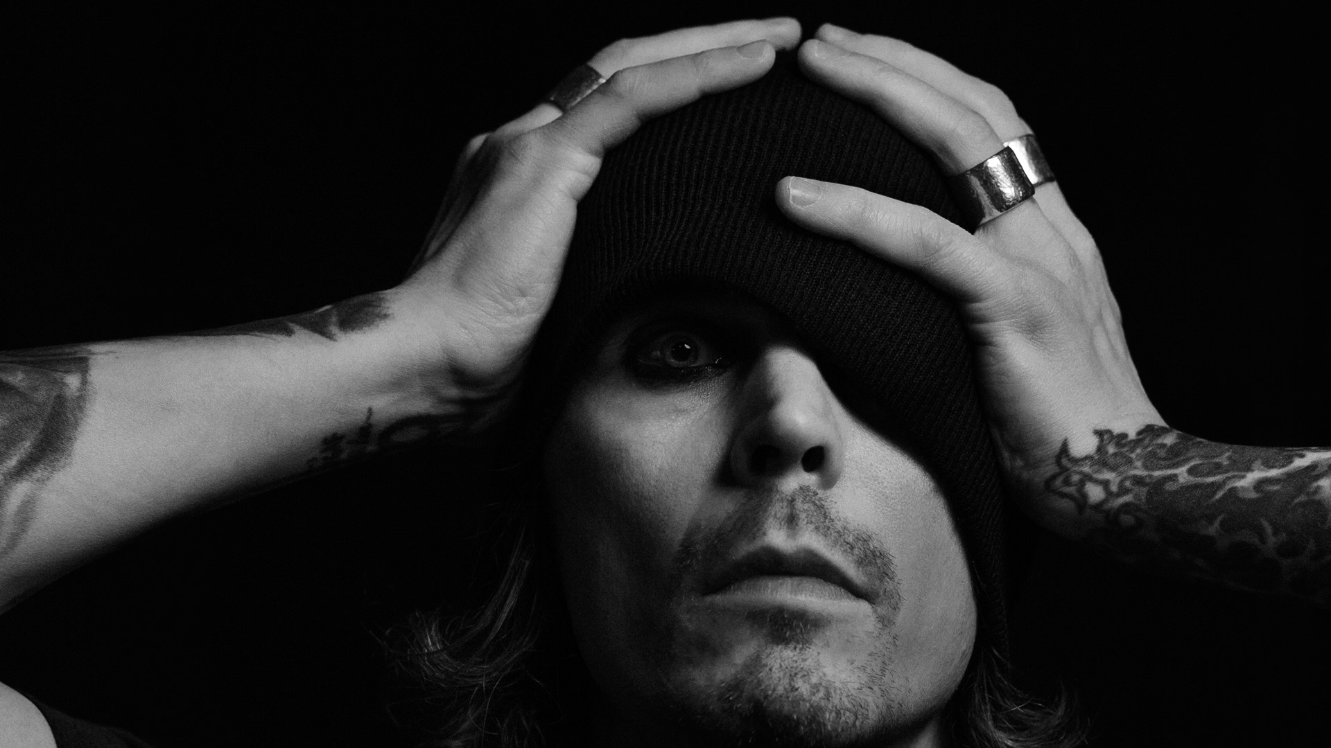 Ville Valo lanza EP titulado “Gothica Fennica Vol.1” Ville Valo lanza EP titulado “Gothica Fennica Vol.1”