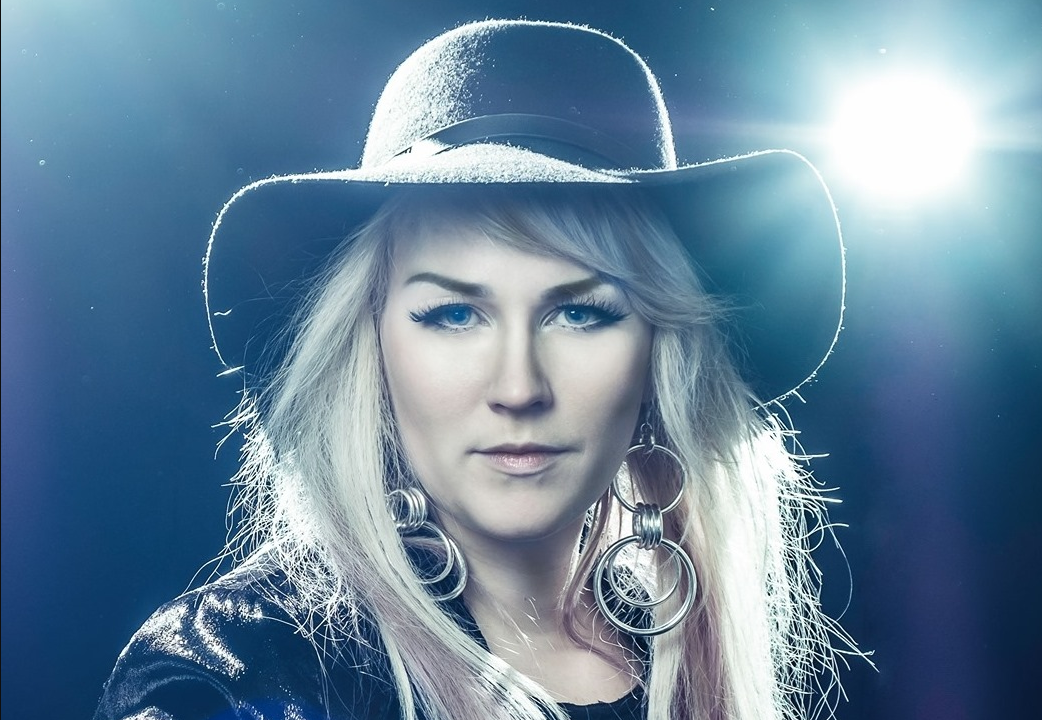 ENTREVISTA: Noora Louhimo (Battle Beast)