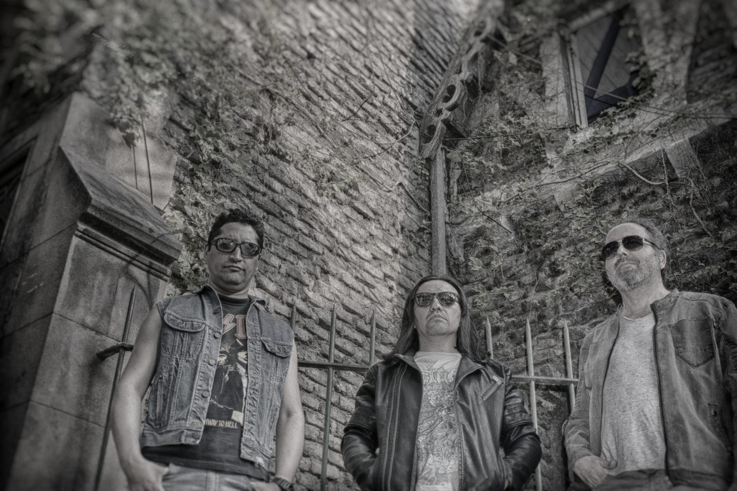 Band Dossier: TRUHAN – Hard Rock (Chile)