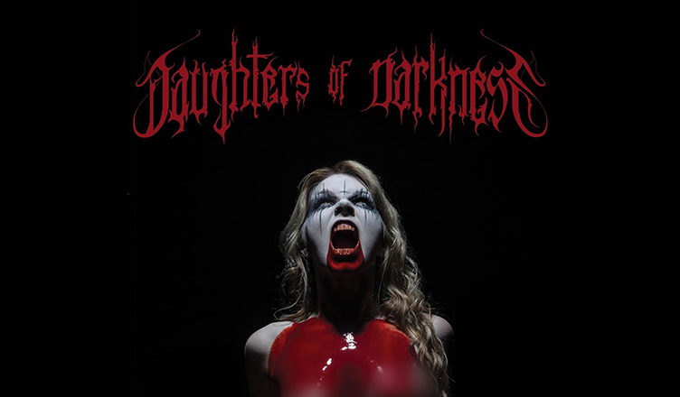 Jeremy Saffer y su proyecto fotográfico ‘Daughters of Darkness’ contará con banda sonora.