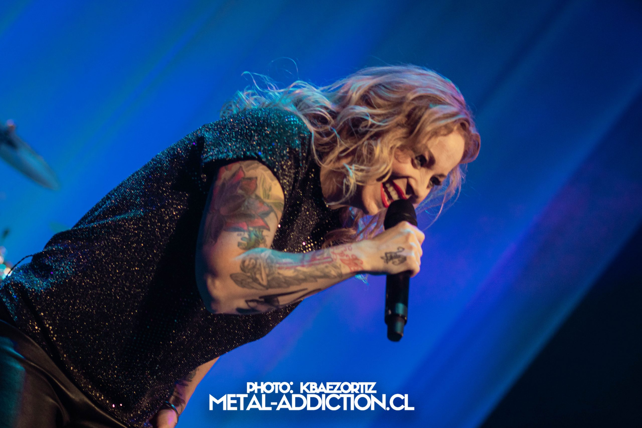 Anneke Van Giersbergen promete nueva música para el 2025