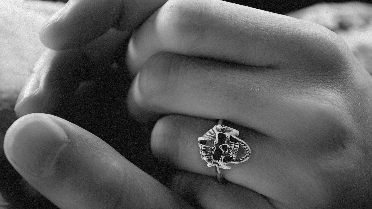 ESPECIAL SAN VALENTIN: 14 Temas de Amor Metalhead ESPECIAL SAN VALENTIN: 14 Temas de Amor Metalhead