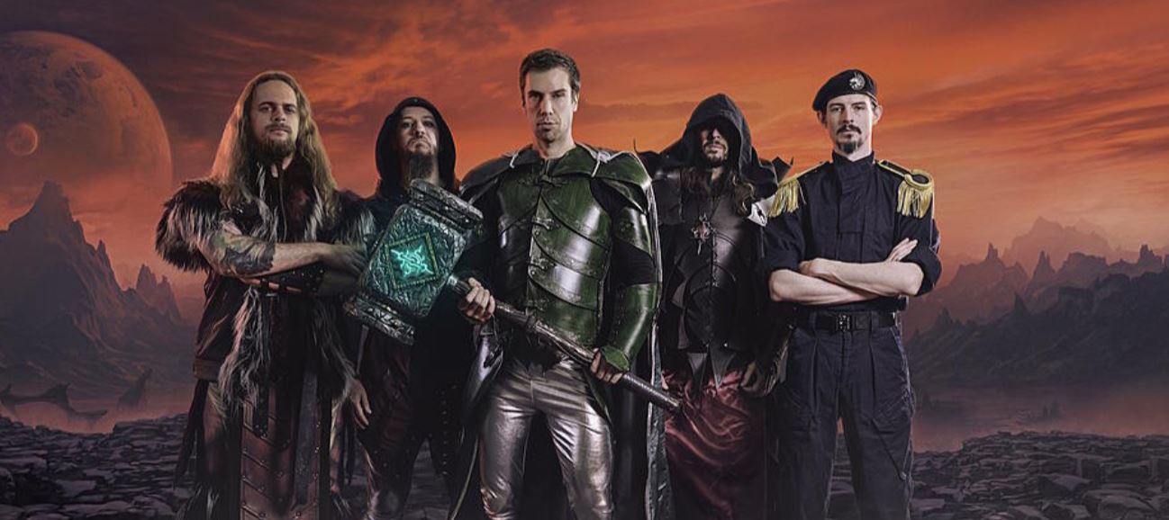 GLORYHAMMER en el ojo del huracán: ¿misóginos y racistas?