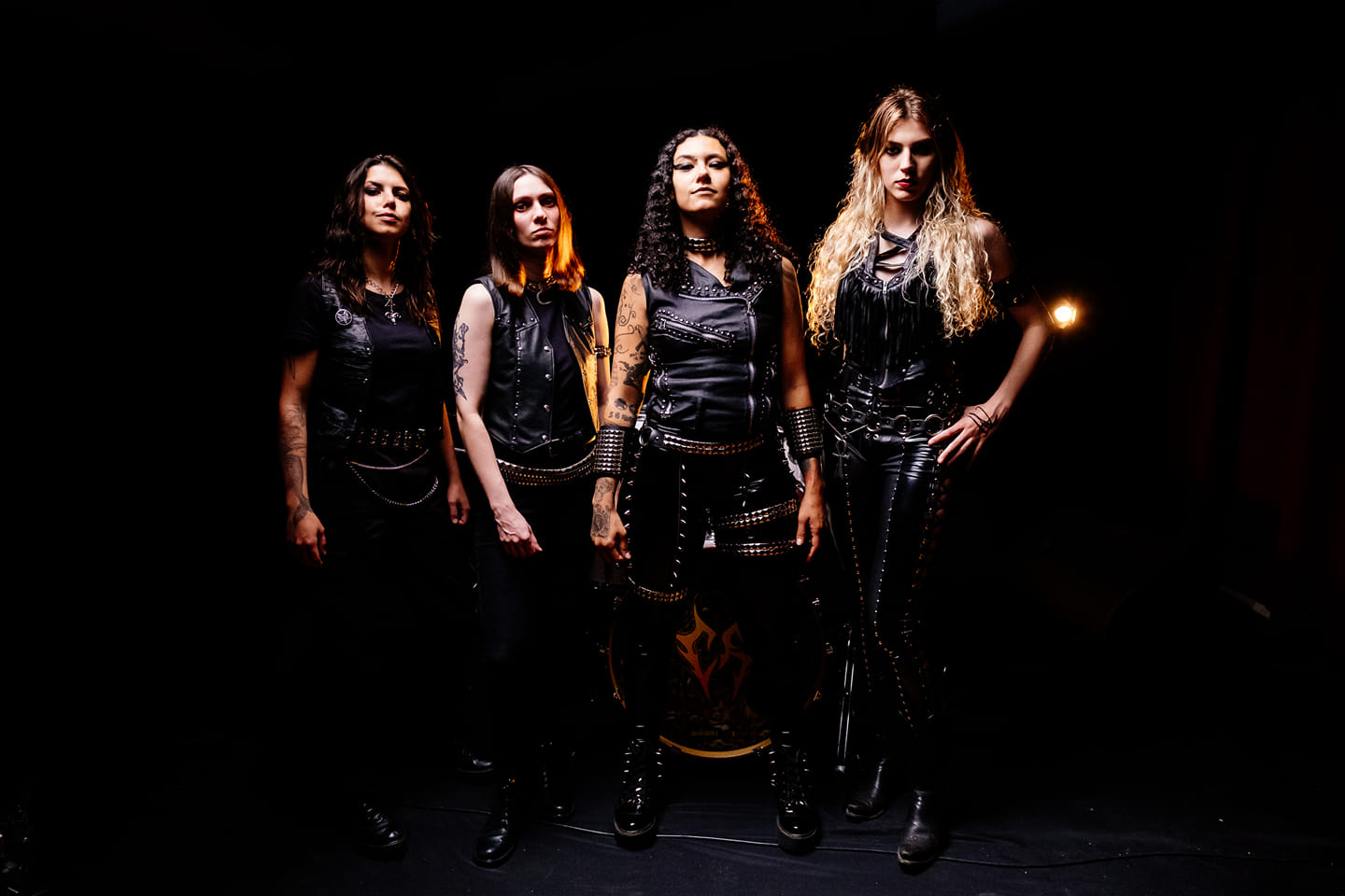 Crypta lanza su sencillo inédito “I Resign”  y nueva versión de su álbum debut