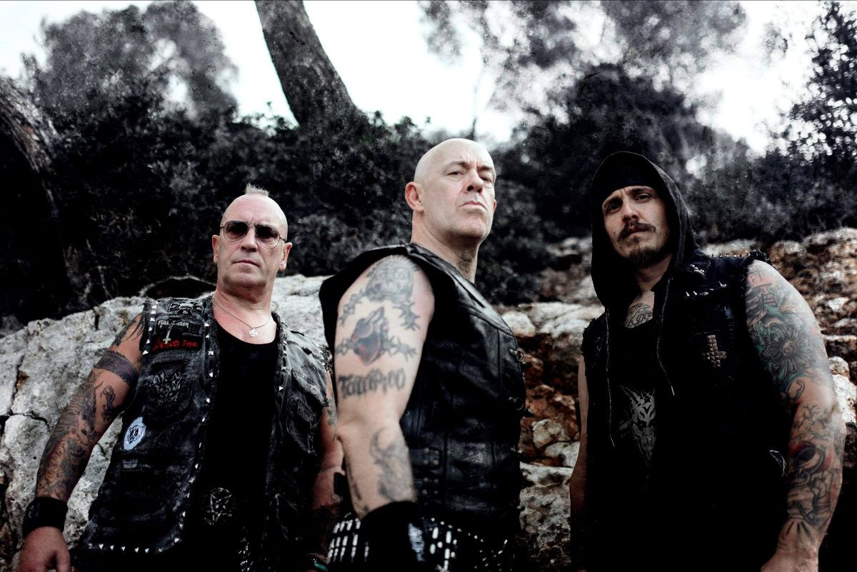 VENOM INC. anuncian su segundo álbum “Theres Only Black” VENOM INC. anuncian su segundo álbum “Theres Only Black”