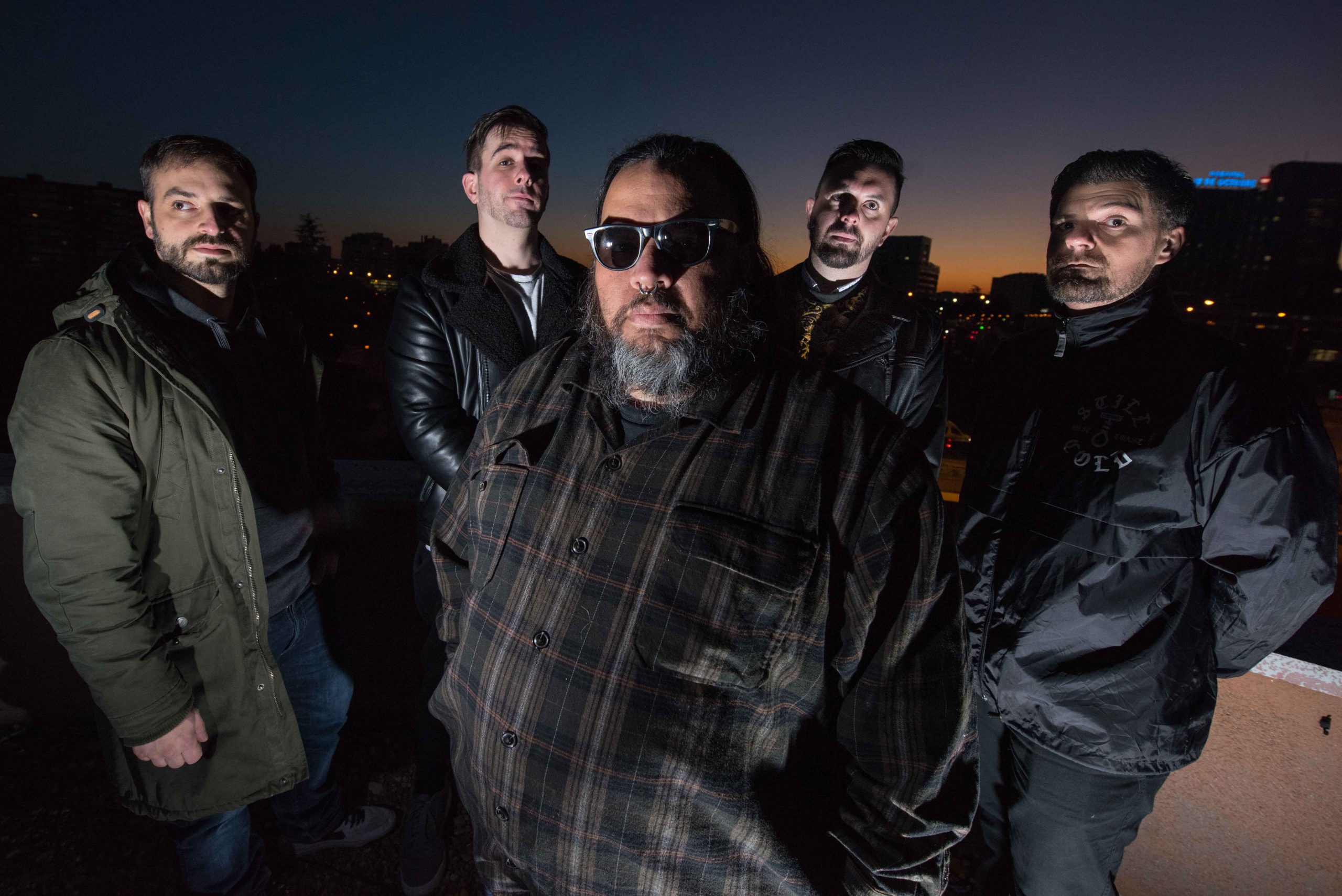 <strong>Duro encontronazo con Lust en su videoclip para ‘Palabras Vacías’</strong>