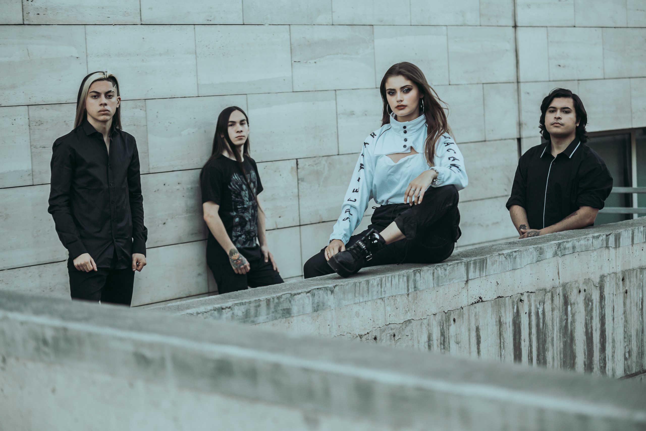 <strong>Decessus vuelve con toda la fuerza y poder junto a “My War of Pain”, su 3er single y videoclip</strong> <strong>Decessus vuelve con toda la fuerza y poder junto a “My War of Pain”, su 3er single y videoclip</strong>