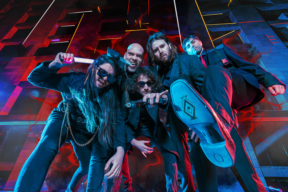 Möebius sorprende con Nuevo Sencillo y Videoclip “Into the Grave” Möebius sorprende con Nuevo Sencillo y Videoclip “Into the Grave”
