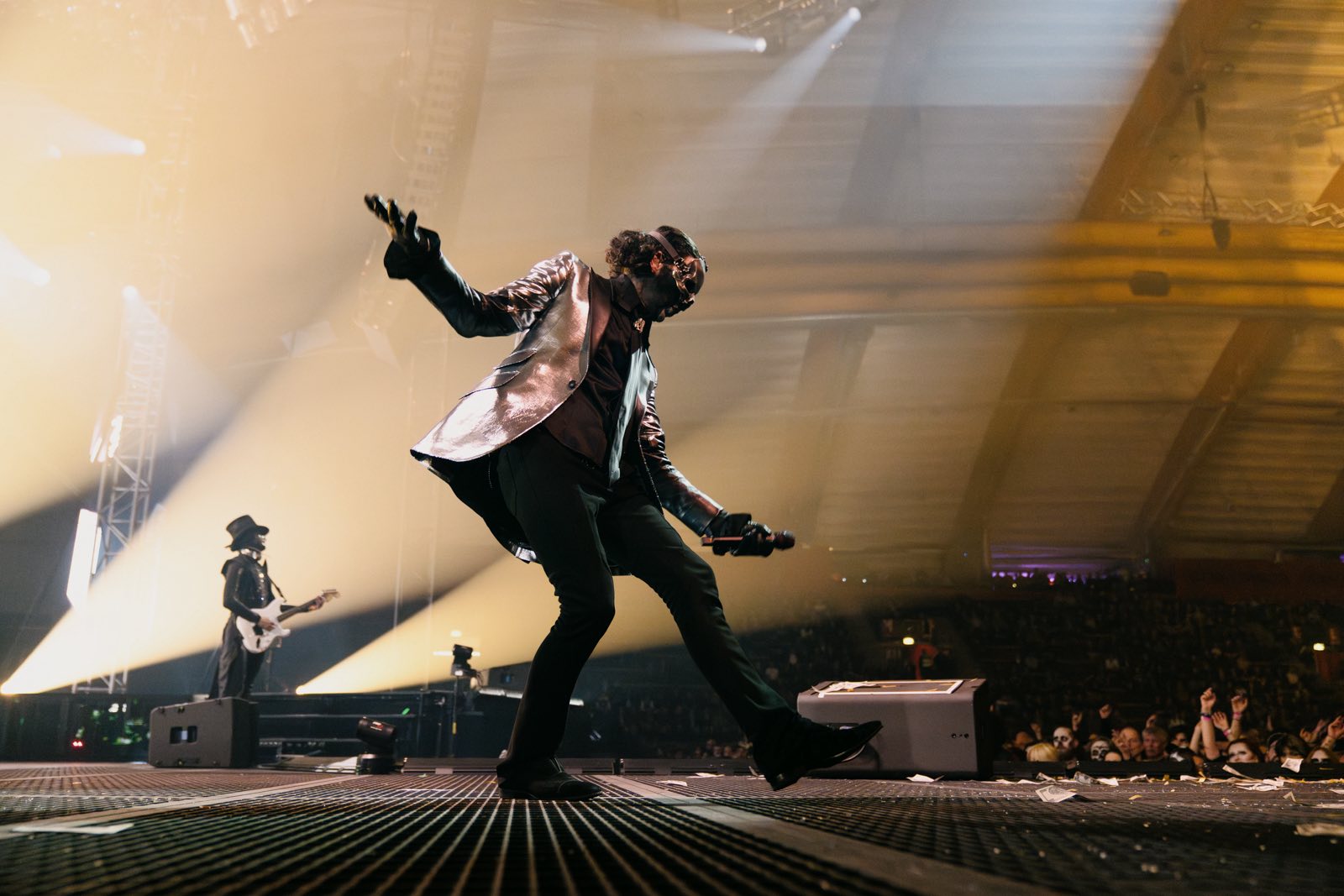 Ghost cancelan show en Ciudad de México por intoxicación alimentaria de Tobias Forge