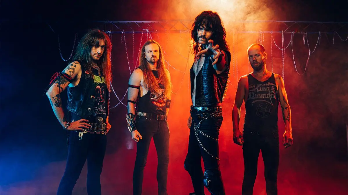 Evil Invaders vuelven con “Dreamstate”, su primer tema desde 2022, y anuncian la gira Triple Thrash Alliance con Heathen y Exhorder Evil Invaders vuelven con “Dreamstate”, su primer tema desde 2022, y anuncian la gira Triple Thrash Alliance con Heathen y Exhorder