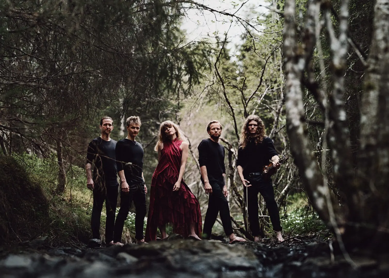 Gåte estrenan “Mi Jord”, el giro emocional de su esperado álbum Sigil Gåte estrenan “Mi Jord”, el giro emocional de su esperado álbum Sigil